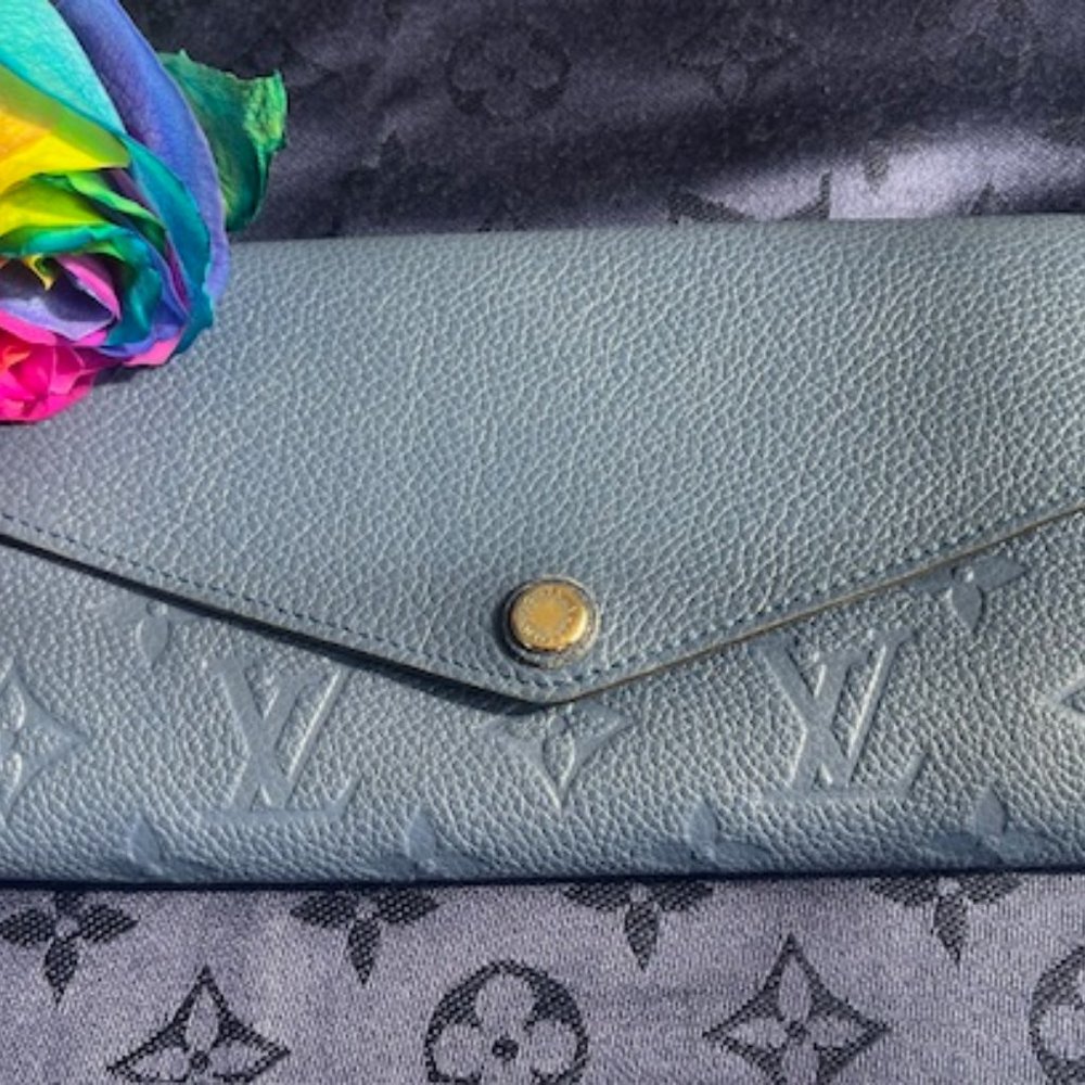 Louis Vuitton Blue Sarah Leather Wallet